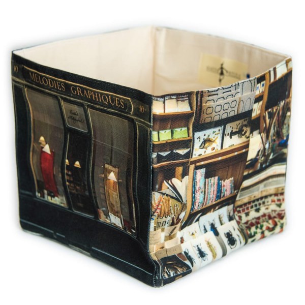 Boite de rangement bureau Paris Boutique Mélodies graphiques calligraphies - vue face côté fond blanc - Maron Bouillie