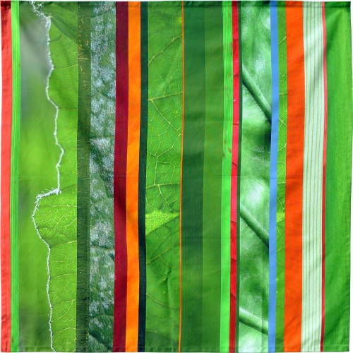 Tablecloth with multicolored stripes