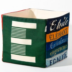 Alphabet letter box E used as a pocket emptier filled with papers  - Maron Bouillie made in France 2