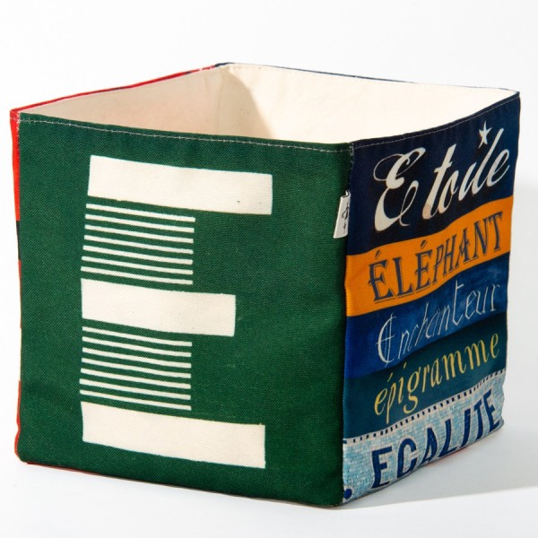 Alphabet letter box E - back view big white E on green back - Maron Bouillie Home goods basket made in France Alphabet letter box E - back view big white E on green back - Maron Bouillie Home goods basket made in France