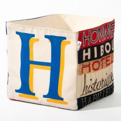Letter H storage basket filled with clothes pegs - Maron Bouillie made in France 2