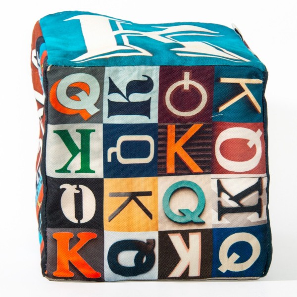 Panier de rangement maison deco lettre KQ - Vue dessous 16 petits K et Q - Maron Bouillie made in France