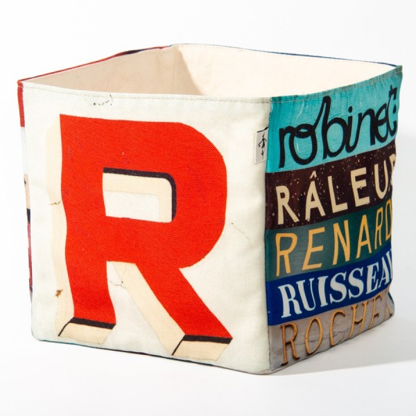 Alphabet letter box R - front view big red R on white back - Maron Bouillie Home goods basket made in France Alphabet letter box R - front view big red R on white back - Maron Bouillie Home goods basket made in France