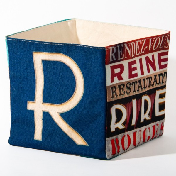 Boite de rangement alphabet lettre R - Vue dos grand R blanc fond bleu - Maron Bouillie made in France