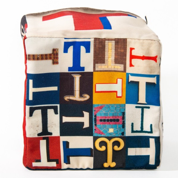 Panier de rangement maison deco lettre T - Vue dessous 16 petits T - Maron Bouillie made in France