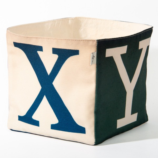 Boite de rangement deco lettres WXYZ - Vue coté 1 grand X bleu fond blanc - Maron Bouillie made in France