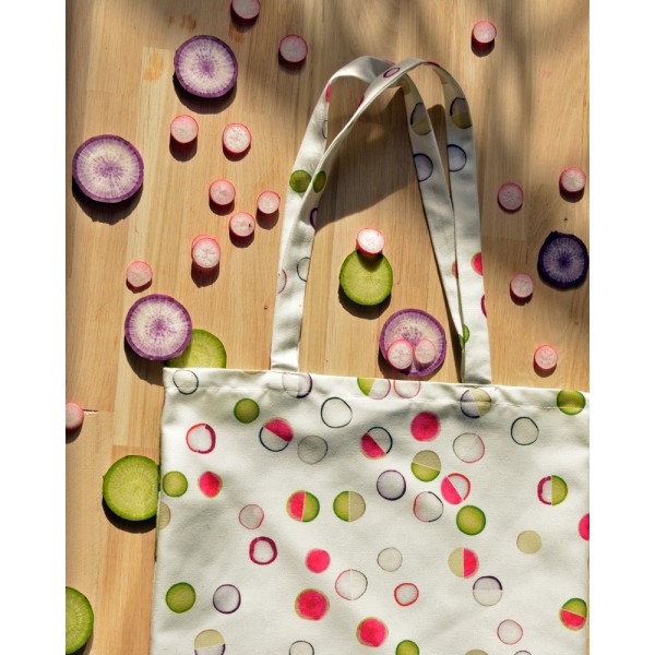 Tote bag légume Radis détail dos - made in France - Maron Bouillie Paris Tote bag légume Radis détail dos - made in France - Maron Bouillie Paris