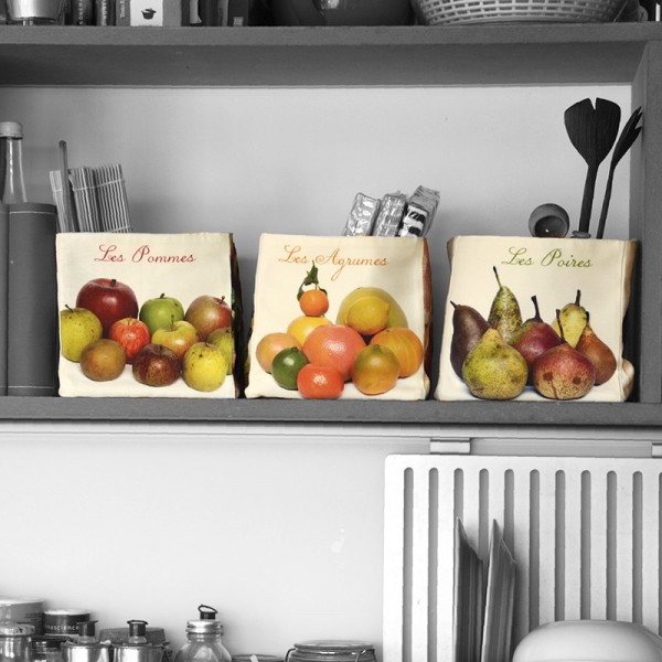 Kitchen storage - fruits boxes by Maron Bouillie - Models The Apples, The Citrus, The Pears lined up on a shelf. Kitchen storage - fruits boxes by Maron Bouillie - Models The Apples, The Citrus, The Pears lined up on a shelf.