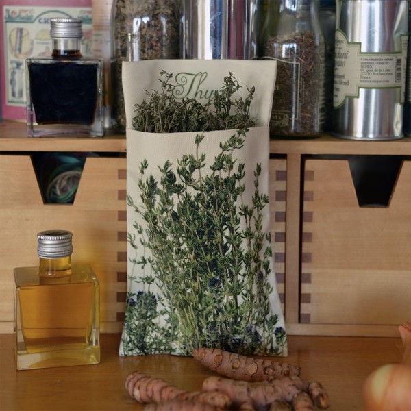 Wall pouch Thyme - Vegetables Kitchen- Maron Bouillie Paris - made in France Wall pouch Thyme - Vegetables Kitchen- Maron Bouillie Paris - made in France