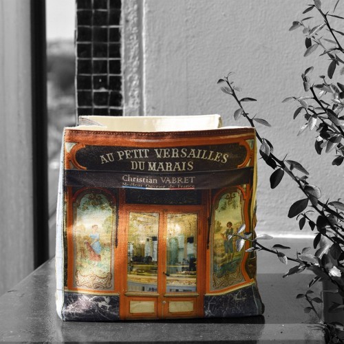 Home decor box Paris Boulangerie Au petit Versailles du marais placed on a low wall - Maron Bouillie made in France