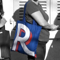 Detail of the R initial bag by Maron Bouillie - Original birthday gift idea for women, made in France