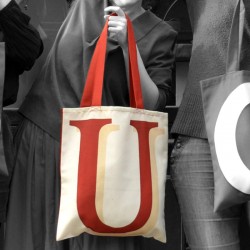 Detail of the UV initial bag by Maron Bouillie - Original birthday gift idea for women, made in France