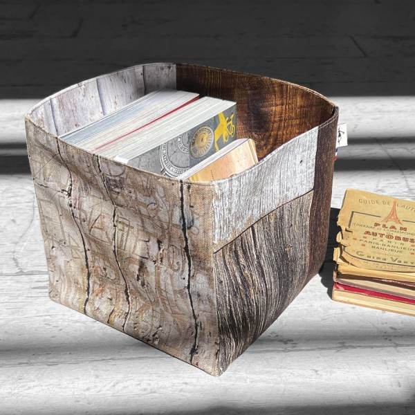 Decorative basket in fabric printed with old wooden photo filled with note books - Maron Bouillie made in France Decorative basket in fabric printed with old wooden photo filled with note books - Maron Bouillie made in France