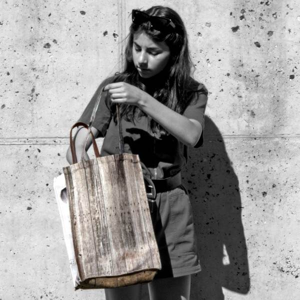 Sac bois vieilli "passage du temps" - MARON BOUILLIE - éco-produits made in France Sac bois vieilli "passage du temps" - MARON BOUILLIE - éco-produits made in France