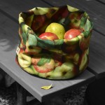 Apples Fruit Basket filled with real apples on a table - Maron Bouillie made in France
