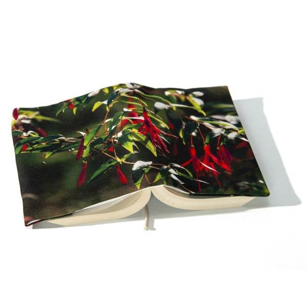 Couverture de livre fleurie Fuchsia royal ouvert - Maron Bouillie made in France Couverture de livre fleurie Fuchsia royal ouvert - Maron Bouillie made in France