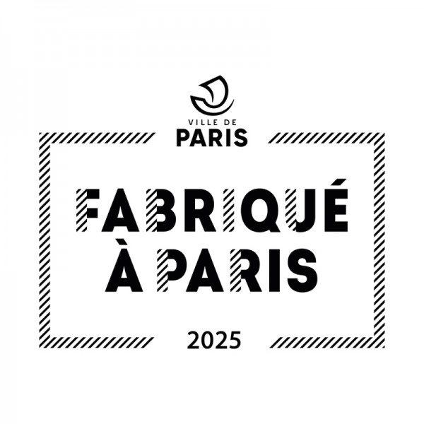 Ce sac fleur Maron Bouillie est fabriqué à Paris