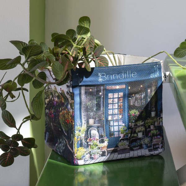 Paris Florist Brindille storage basket – flower box on a step. Maron Bouillie made in France