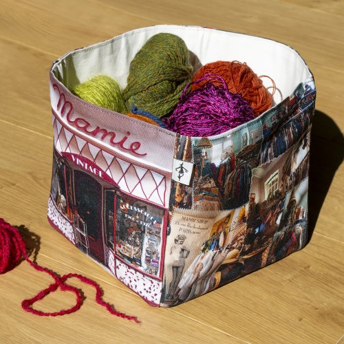 Panier de rangement en tissu Mamie mode vintage Maron Bouillie rempli de pelottes de laine