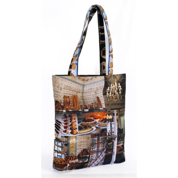 Tote bag with the storefront of the Confiserie – Boulangerie Du Moulin de la Galette in Paris
Maron Bouillie Back view