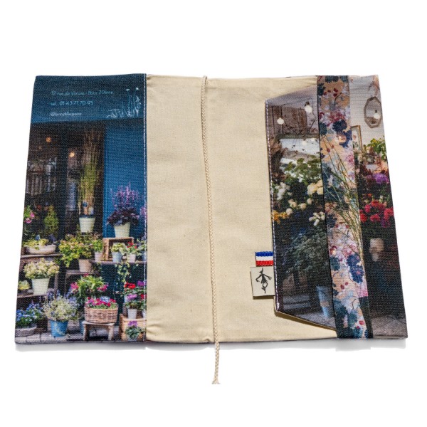 Paperback book cover from the Paris Florist Brindille printed fabric - inside view - Maron Bouillie, made in France Paperback book cover from the Paris Florist Brindille printed fabric - inside view - Maron Bouillie, made in France