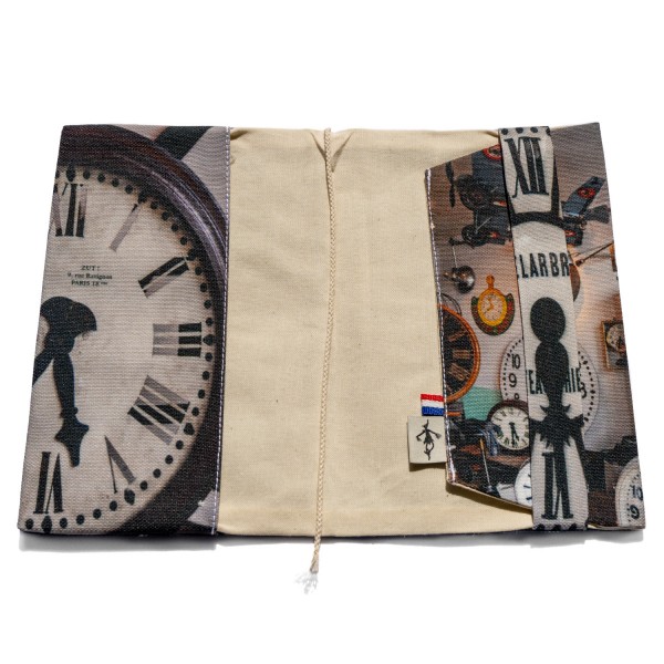 Book cover shop of Paris "Zut"  -  inside view - Maron Bouillie made in France