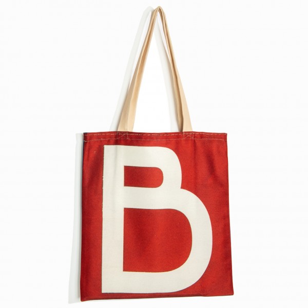 Sac initiale B - vue de dos grand B blanc fond rouge - Sac personnalisé Maron Bouillie made in france Sac initiale B - vue de dos grand B blanc fond rouge - Sac personnalisé Maron Bouillie made in france