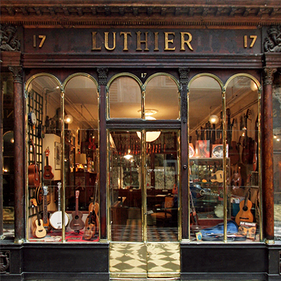 Paris Luthier de l galerie Véro Dodat